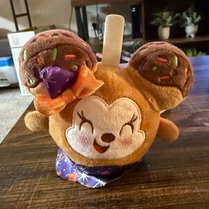 Minnie Mouse Candy Apple Munchling